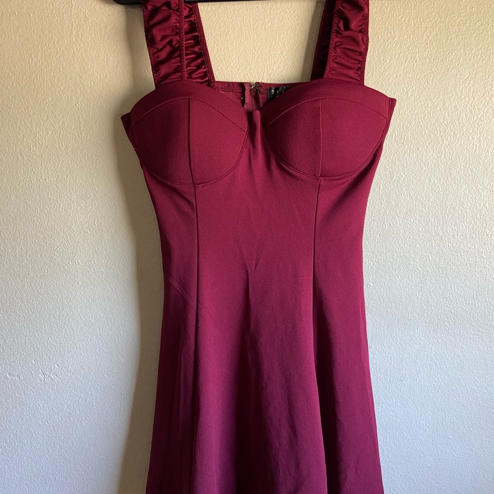 Trixxi Red Sheath Mini Dress Sweetheart Neckline ,95%polyester ,5% spandex